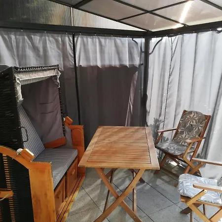 Berolina Mit 2 Baedern Ueberdachter Terrasse Und Wiese アパート