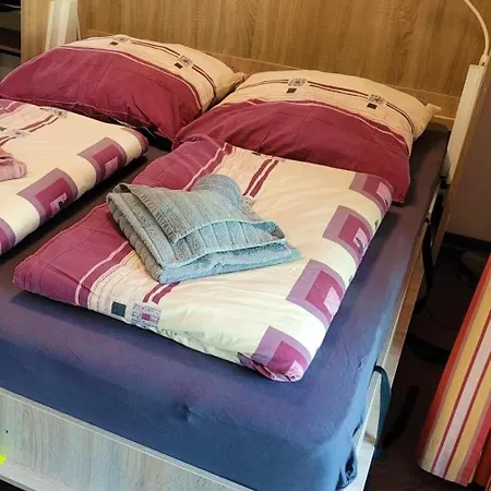 Ferienwohnung Berolina Mit Ueberdachter Terrasse Wiese 2 Zimmer 2 Baeder 2 Tv Appartement *