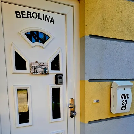 Appartement Ferienwohnung Berolina Mit Ueberdachter Terrasse Wiese 2 Zimmer 2 Baeder 2 Tv